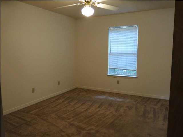 BRADFORD PLACE APT S/D - Residential Lease