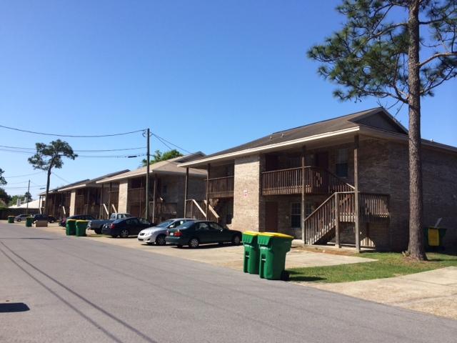 BRADFORD PLACE APT S/D - Residential Lease
