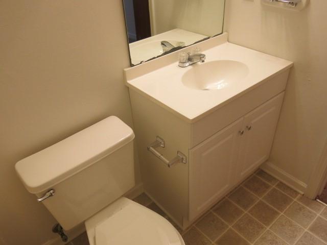 BRADFORD PLACE APT S/D - Residential Lease