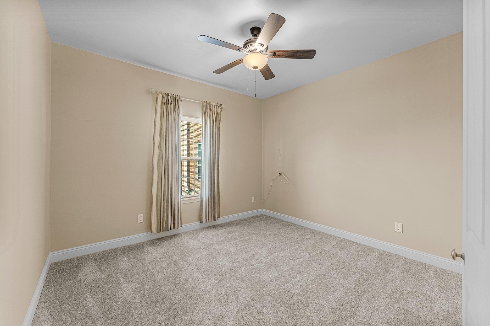 COUNTRY CLUB HARBOUR ESTATES - Residential