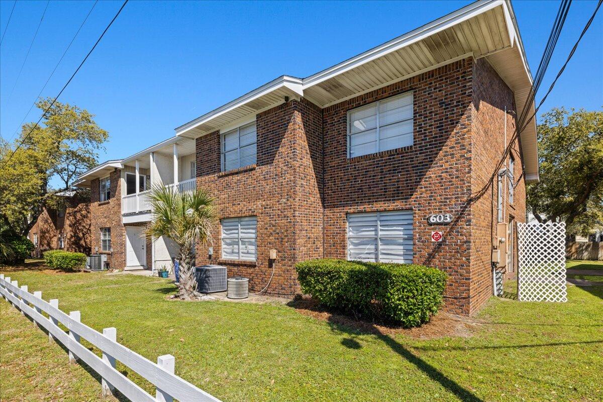 Fair Oaks Village Condo - Residential Lease