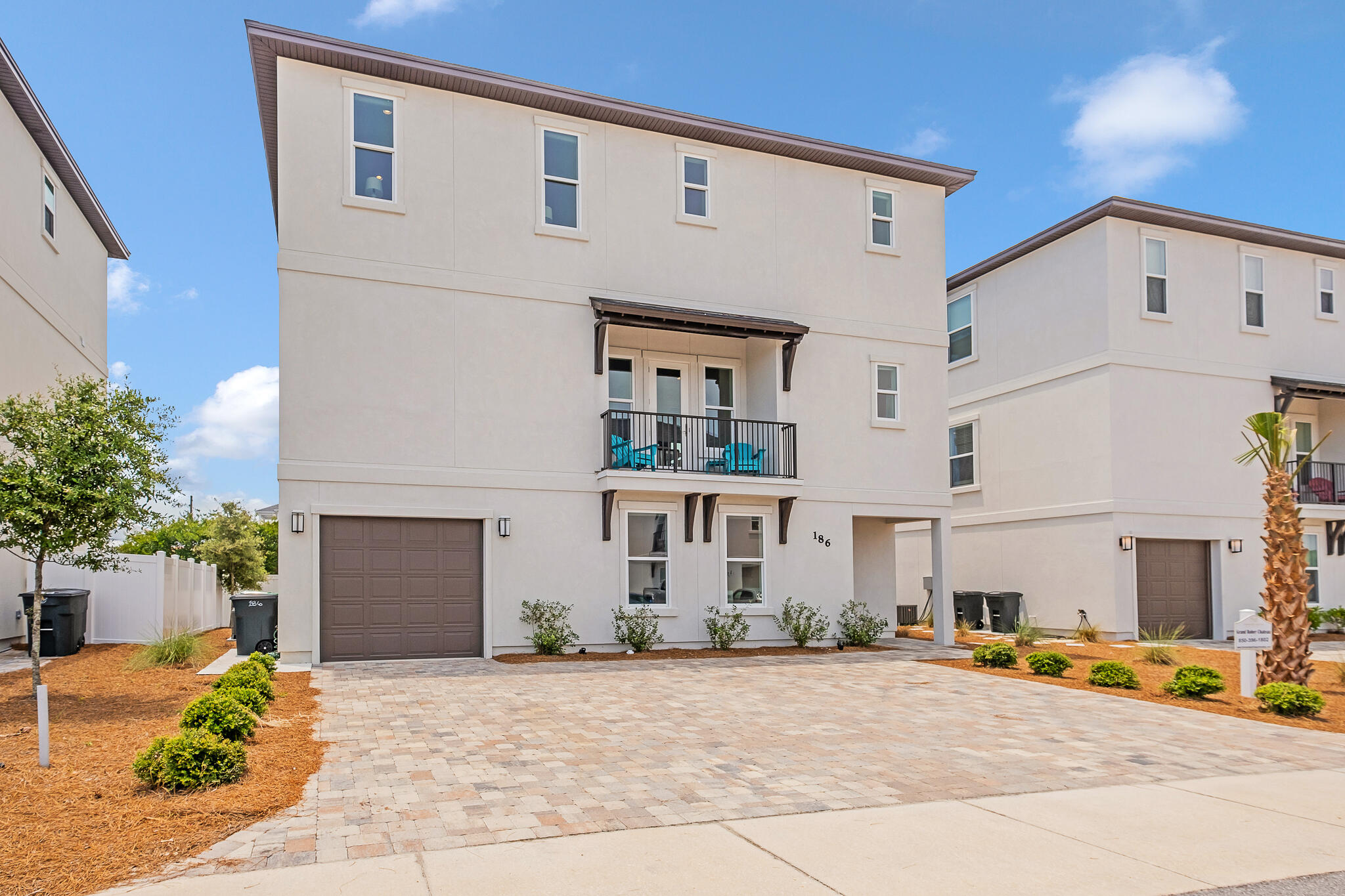 Hidden Palms - Residential