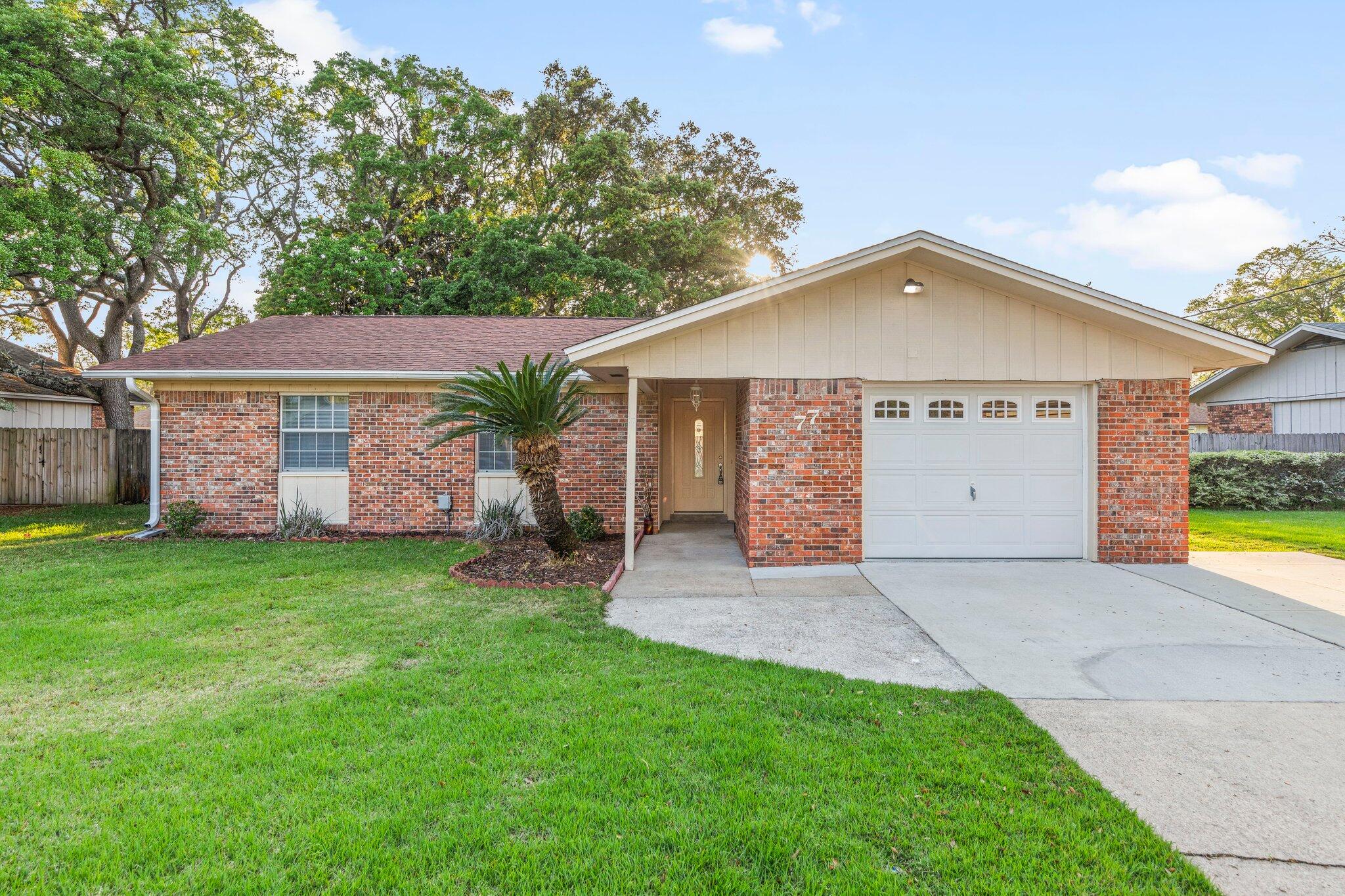 PORT DIXIE - Residential Lease