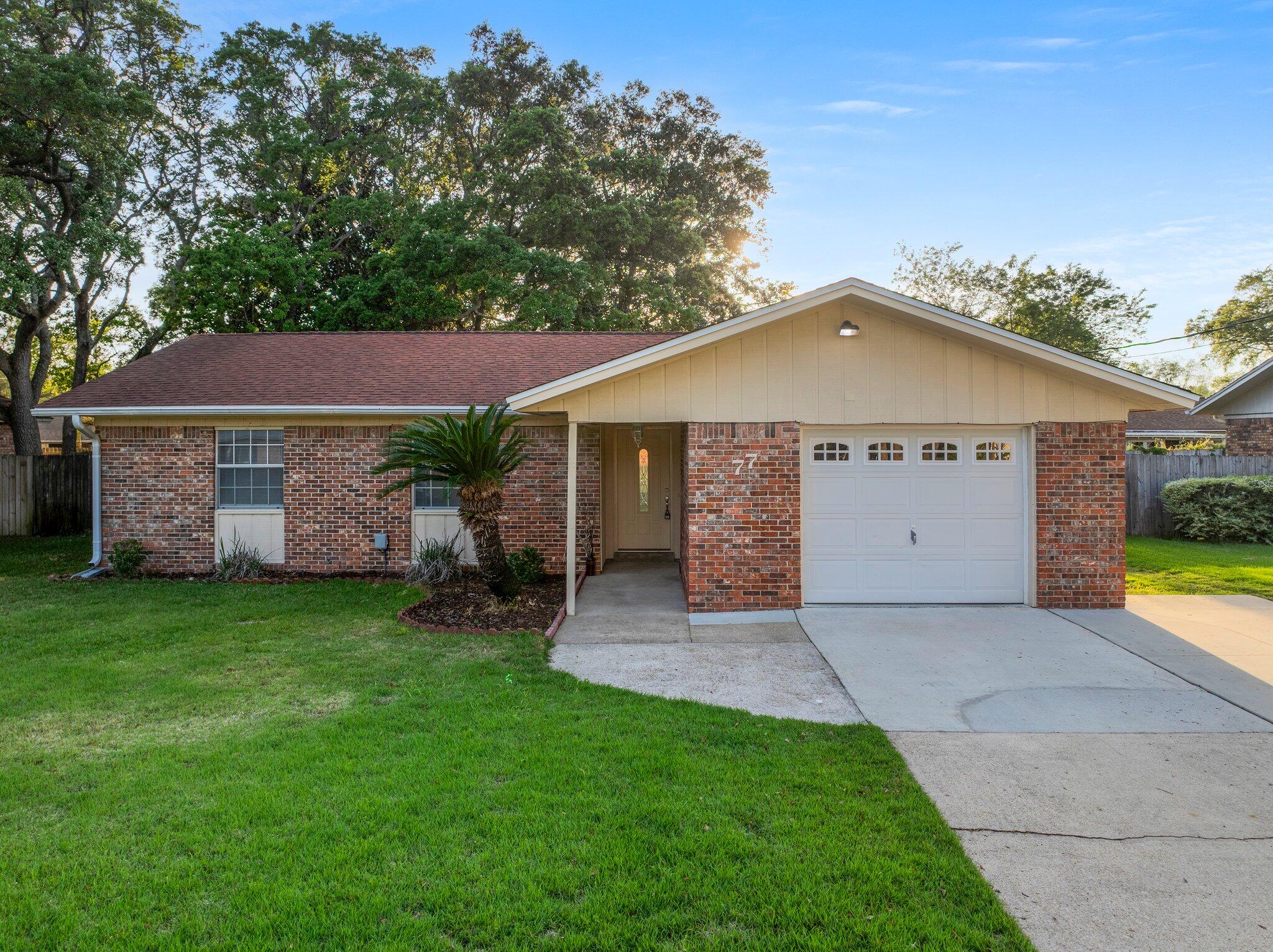 PORT DIXIE - Residential Lease