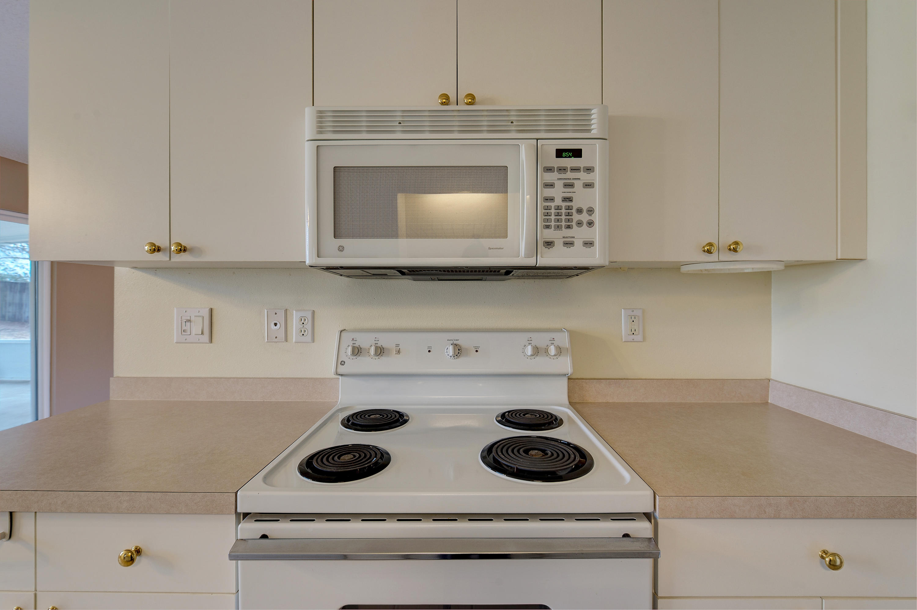 COUNTRYVIEW ESTATES - Residential