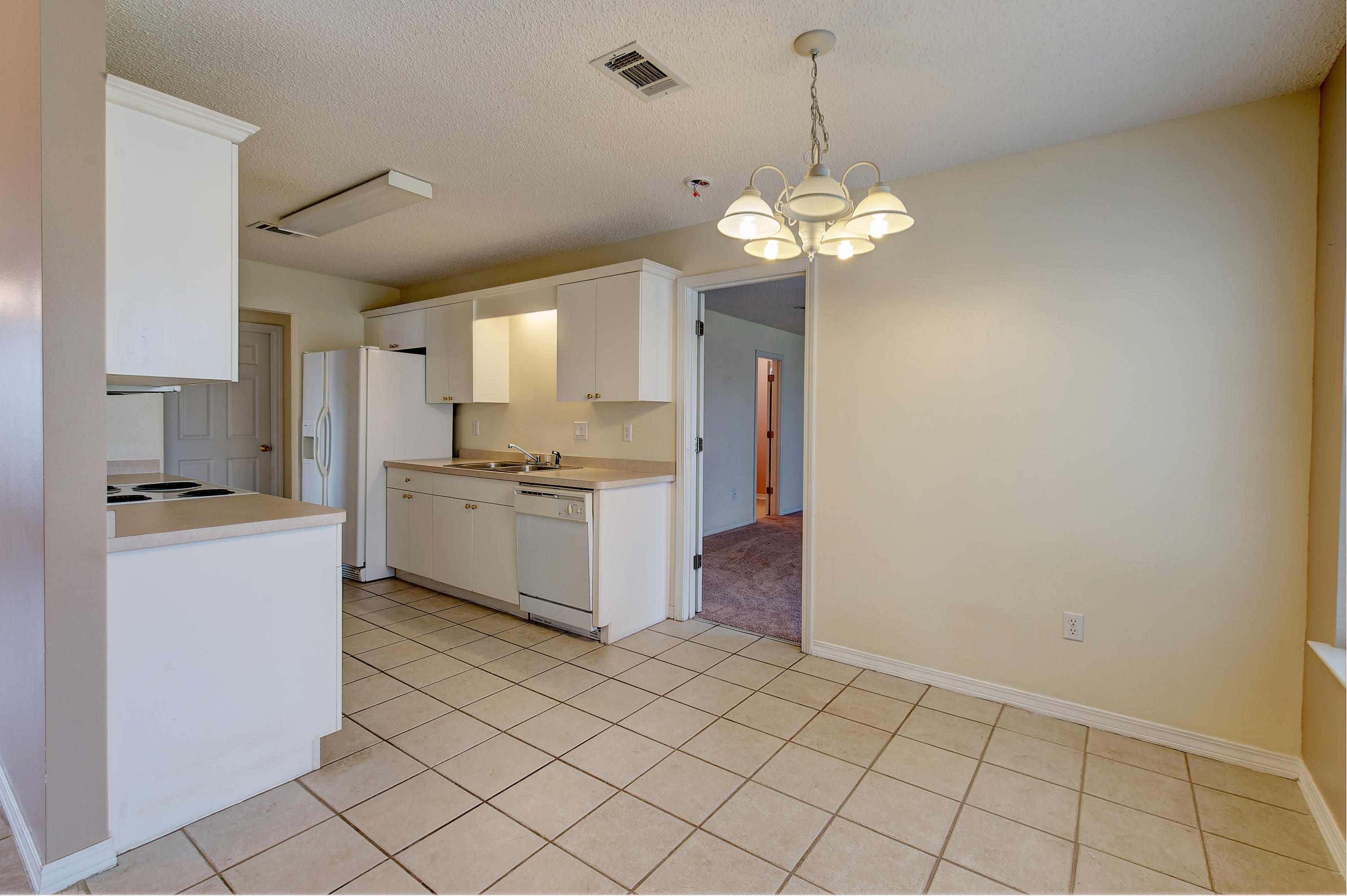COUNTRYVIEW ESTATES - Residential