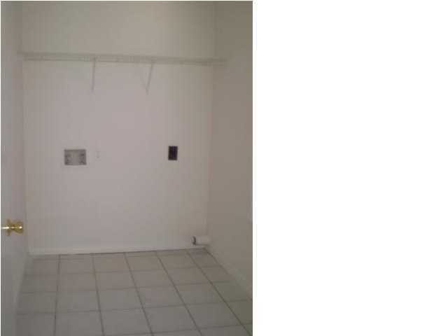 CREEKSIDE - Residential Lease