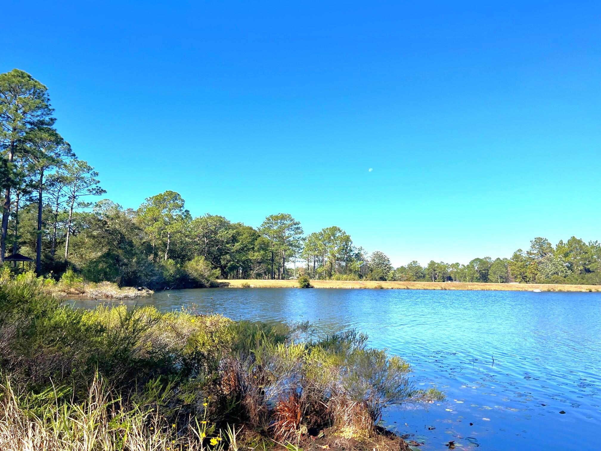 IMPERIAL LAKES - Land