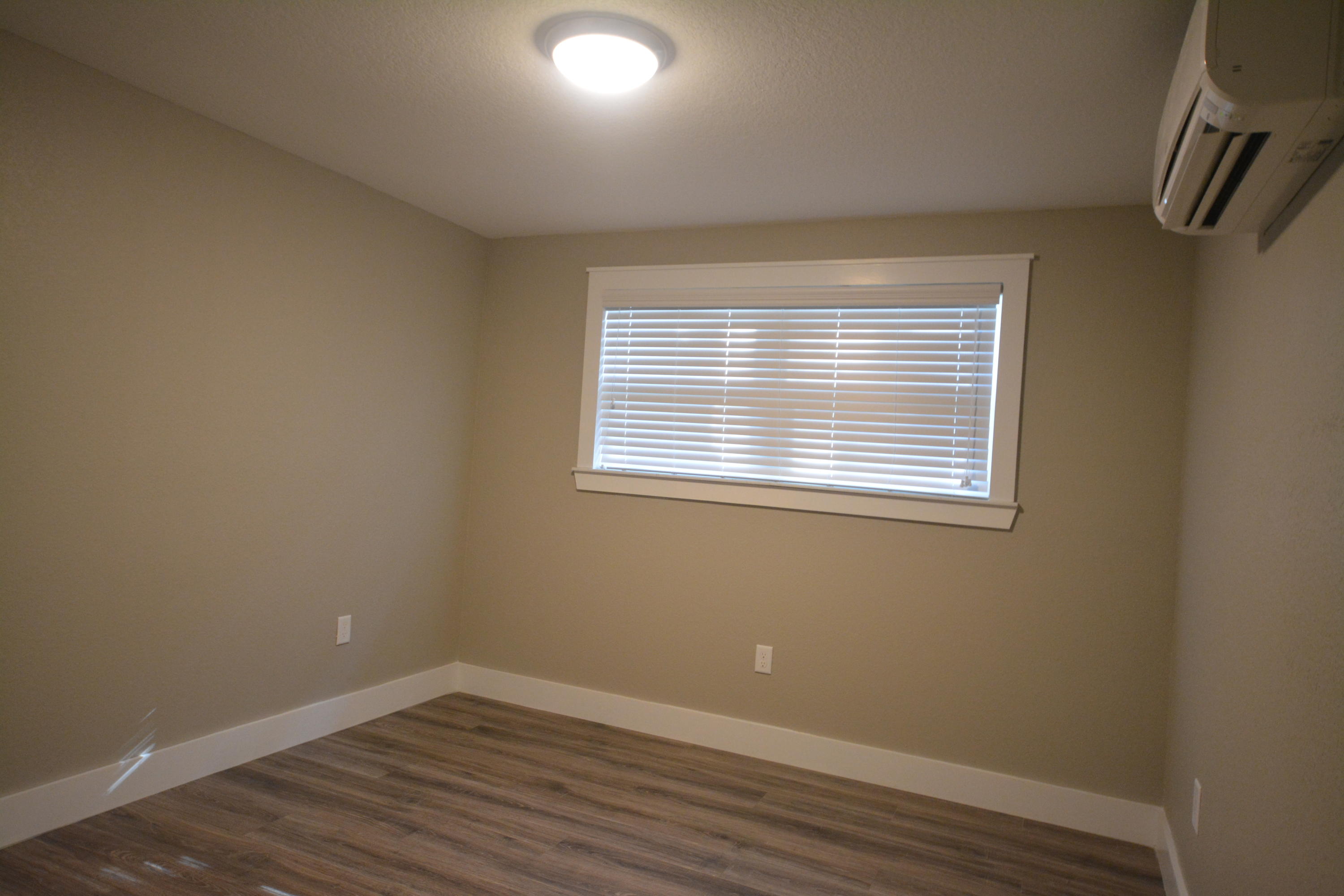 SEABREEZE - Residential Lease