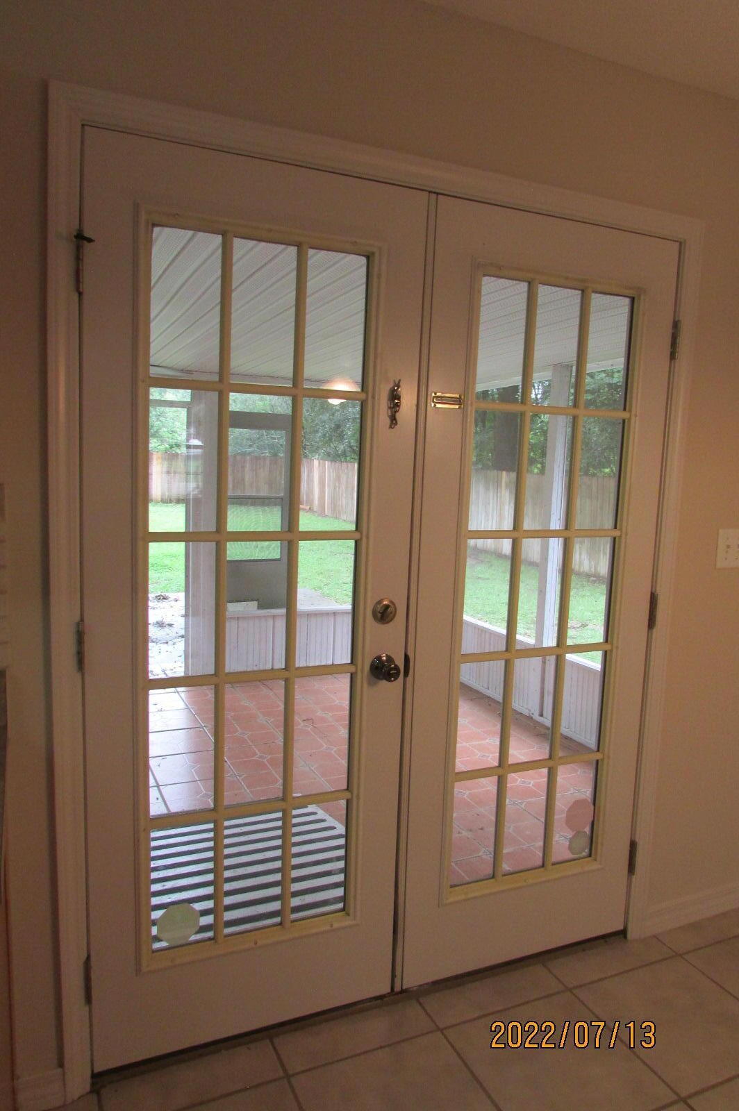 GARDEN OAKS - Residential Lease