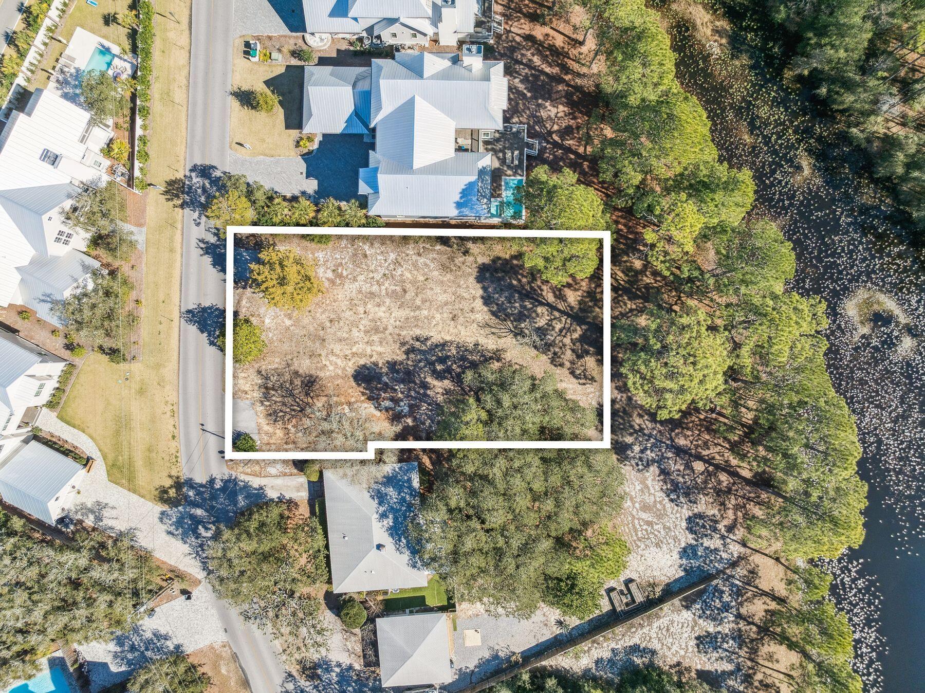 EASTERN LAKE ESTATES - Land