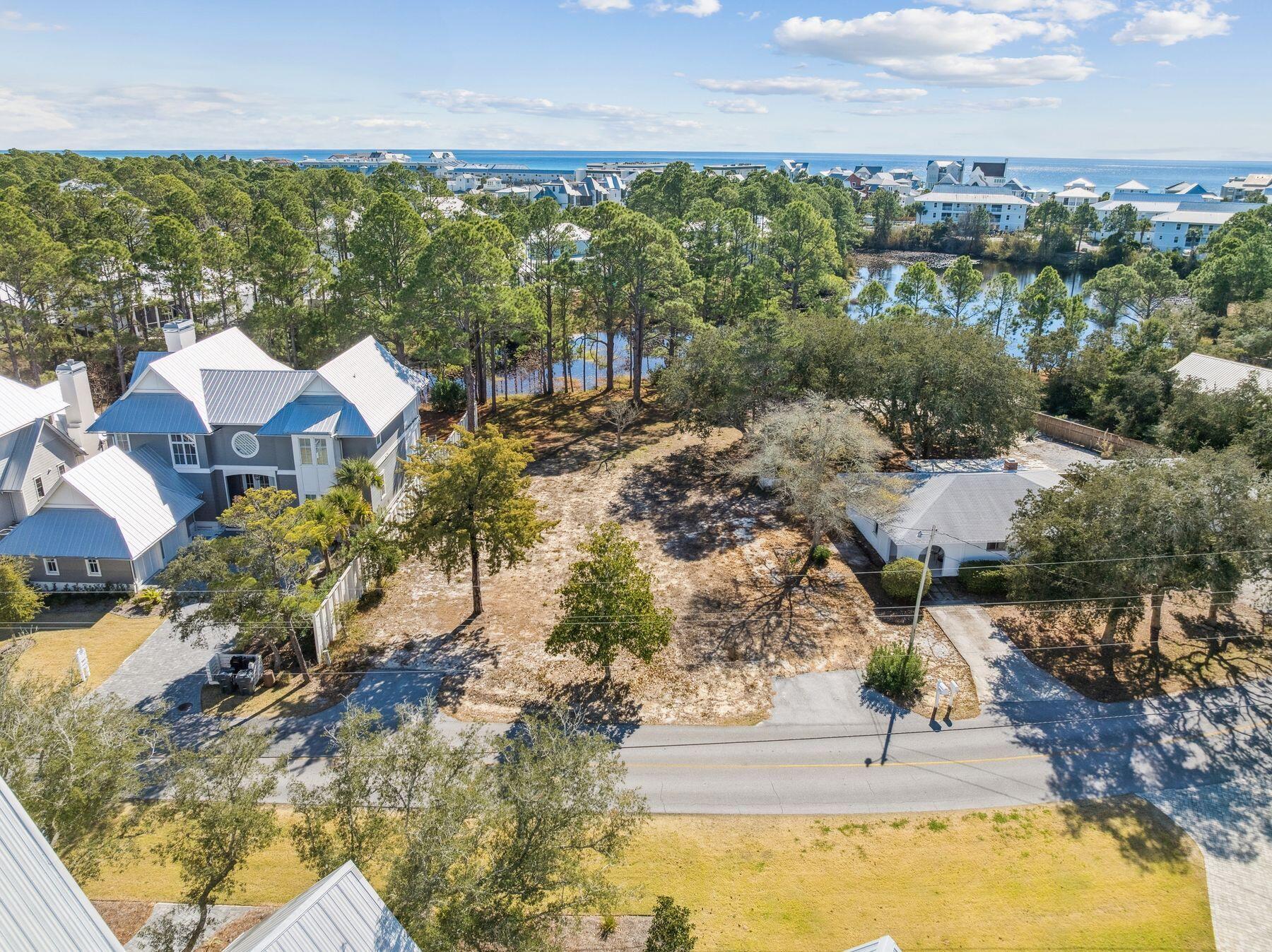 EASTERN LAKE ESTATES - Land