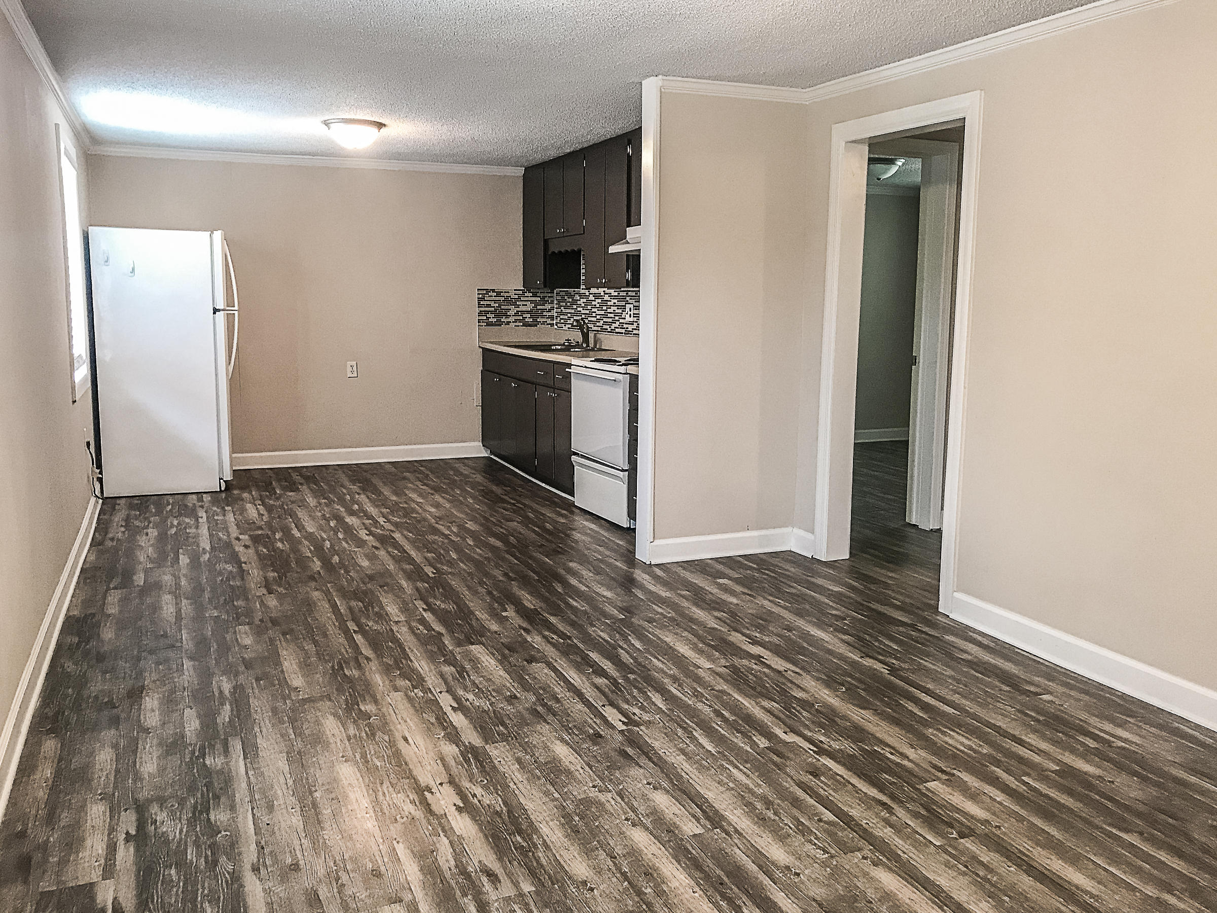 Parkway Apartments - Residential Lease