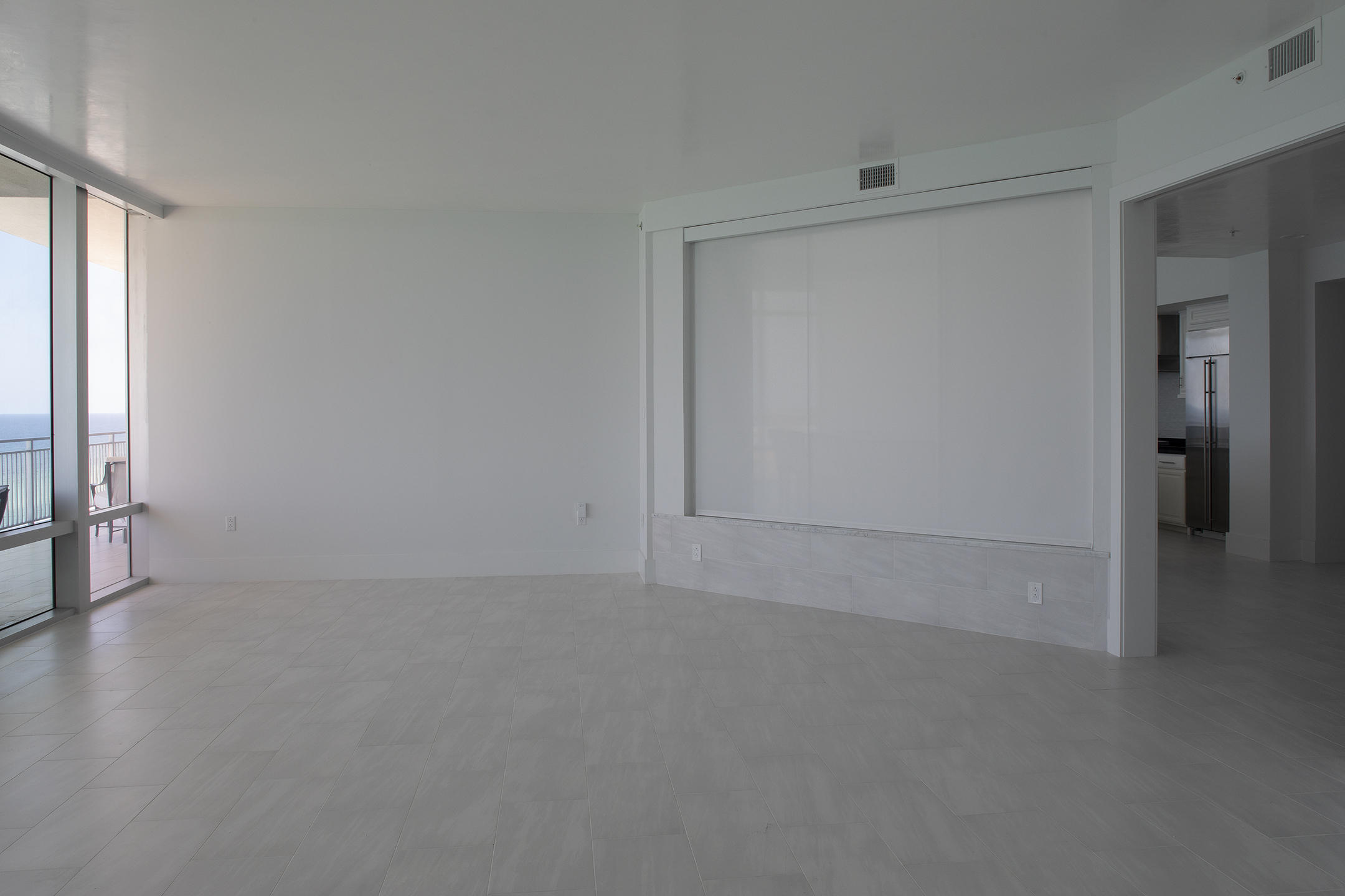 SIGNATURE BEACH - Residential