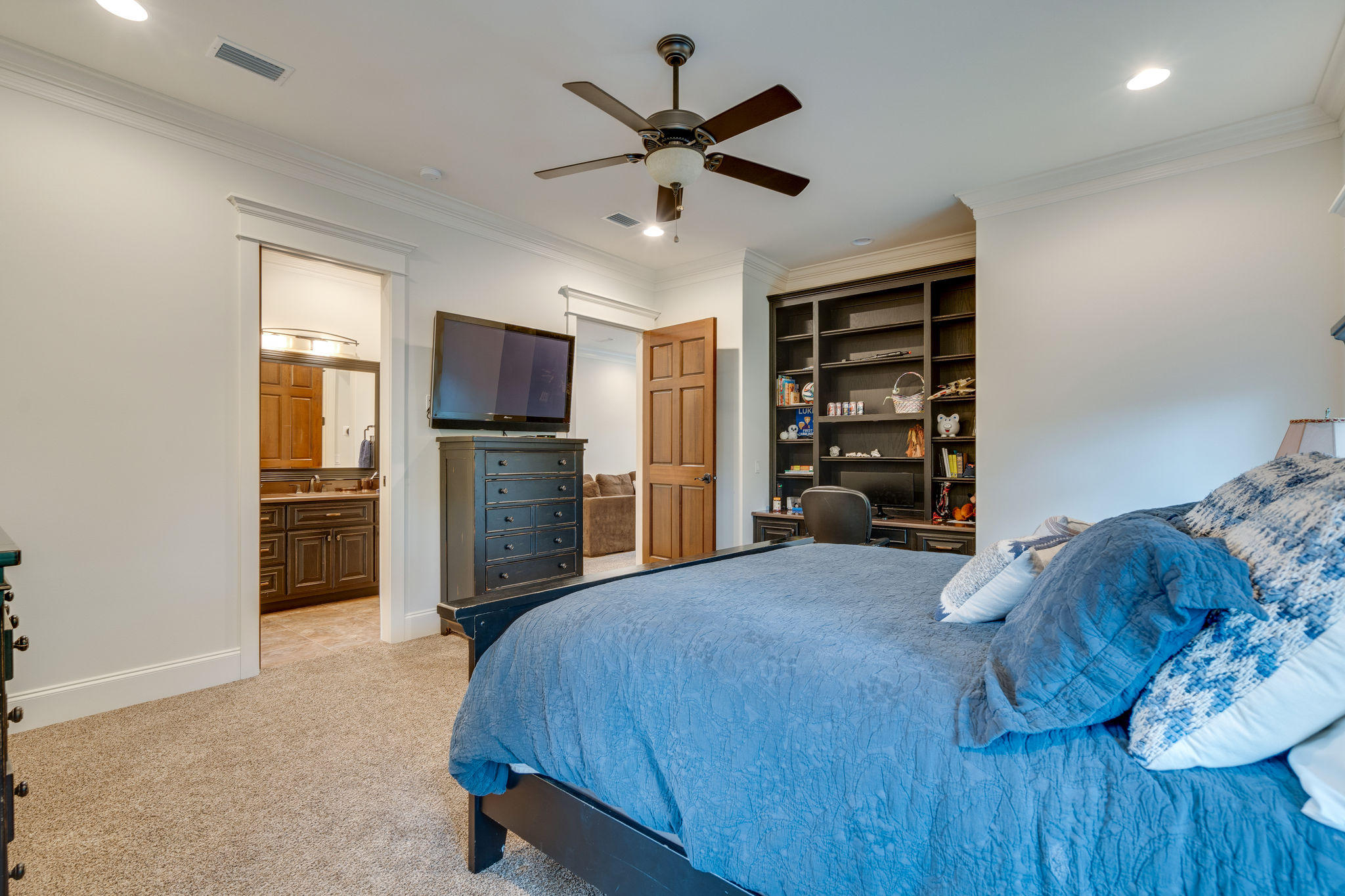 Burnt Pine - Residential