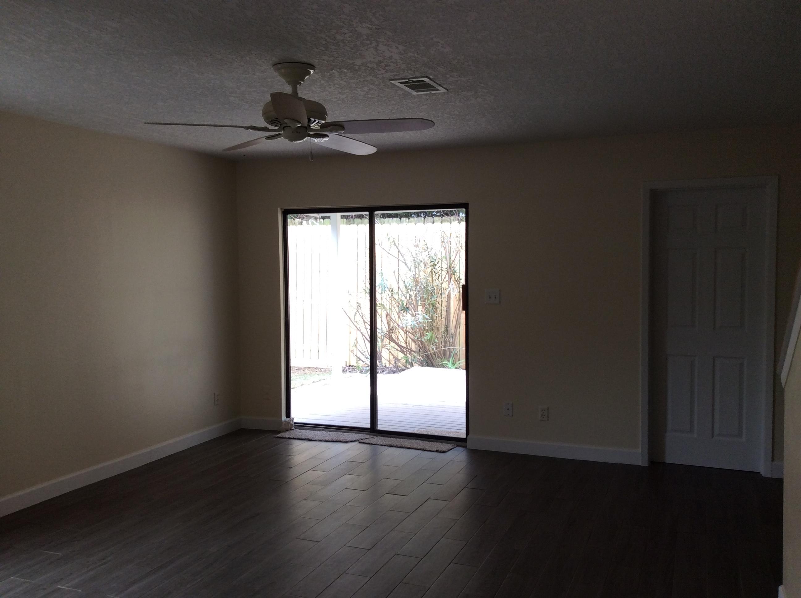HARBOR T/H - Residential Lease