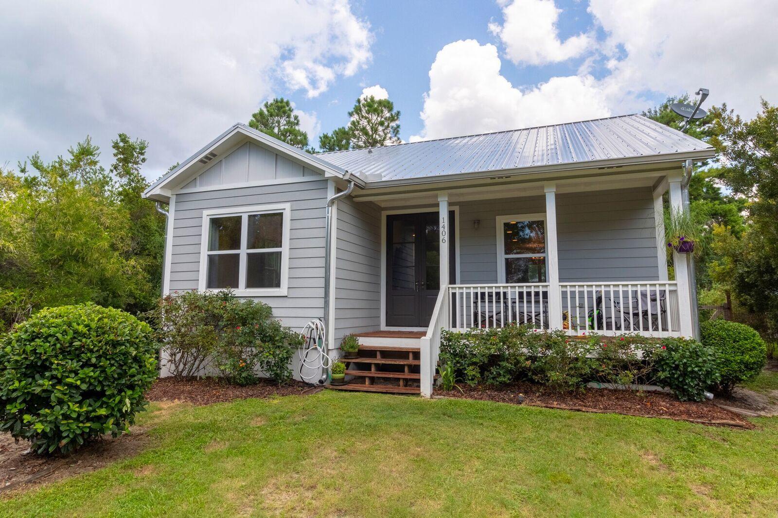 MCKENNIES UNREC - Residential Lease