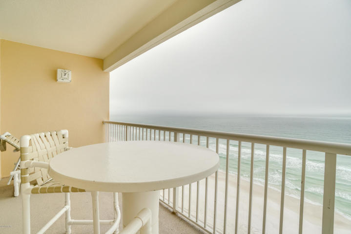 MAJESTIC BEACH TOWERS II - Residential