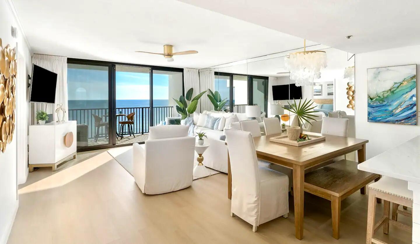 Beautiful, fully remodeled unit with stunning views.