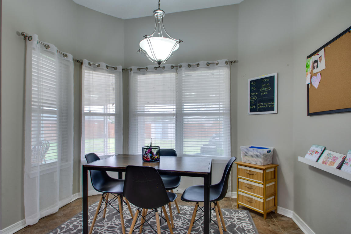 SHADOW OAK S/D - Residential Lease