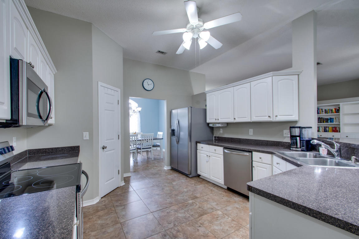 SHADOW OAK S/D - Residential Lease