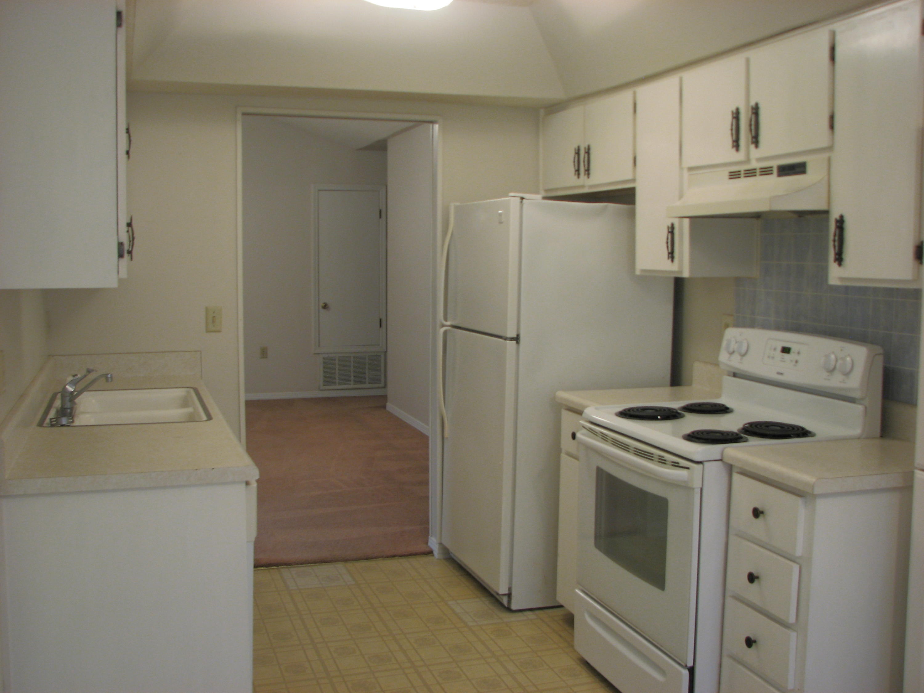 ADAMS POWELL - Residential Lease