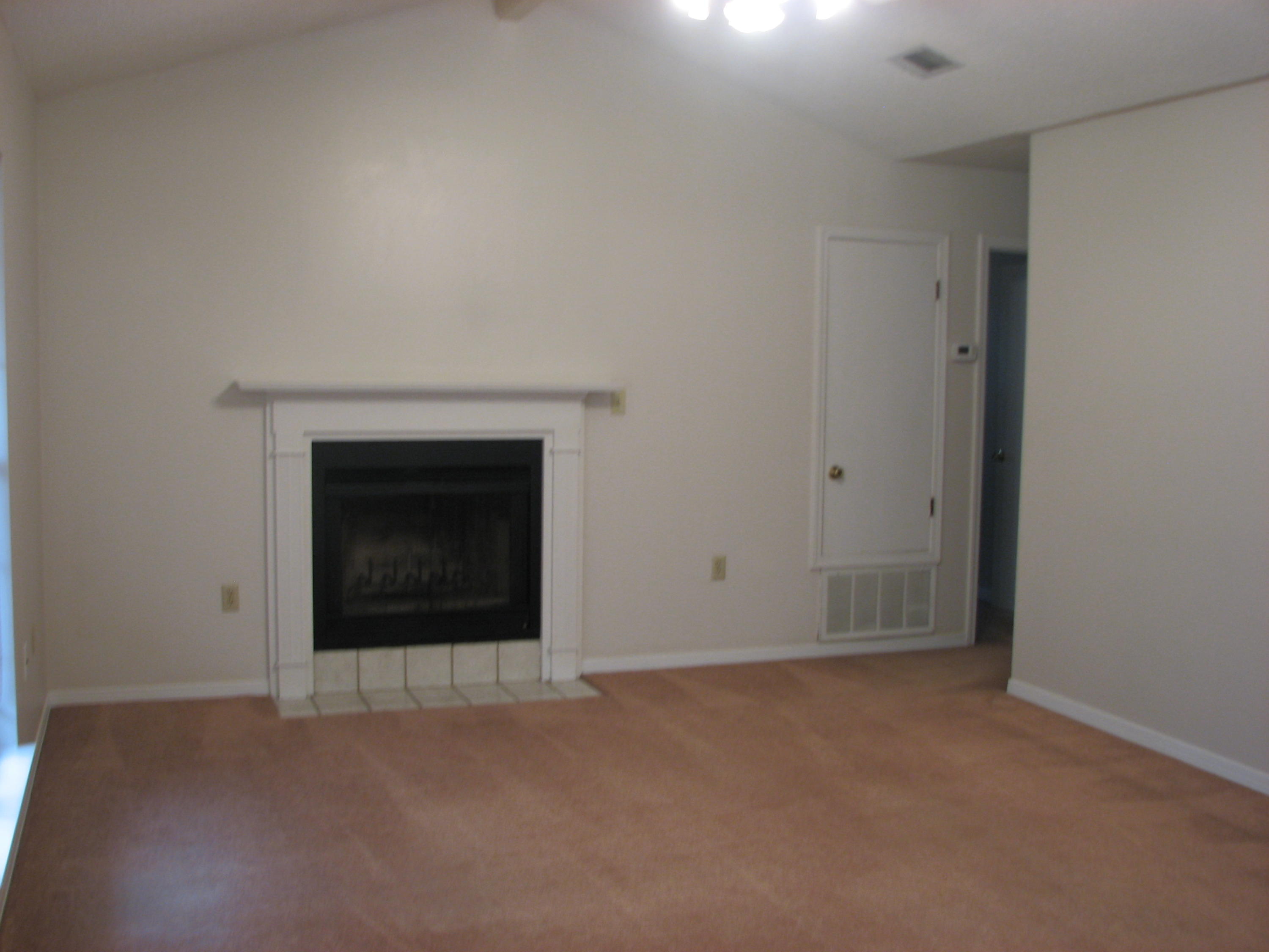 ADAMS POWELL - Residential Lease