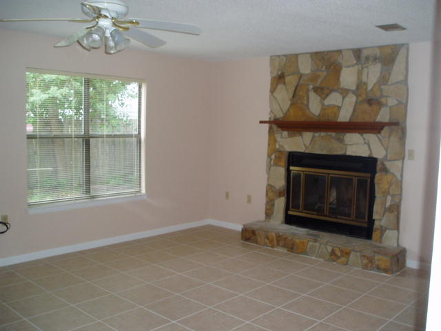 SHANGRA WOODS - Residential Lease