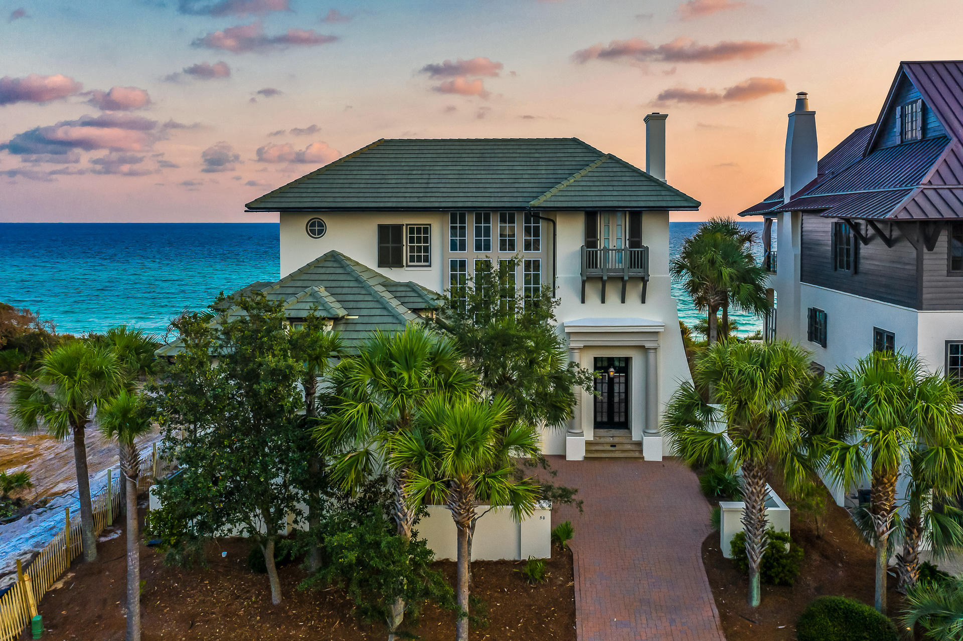 RETREAT THE - Residential