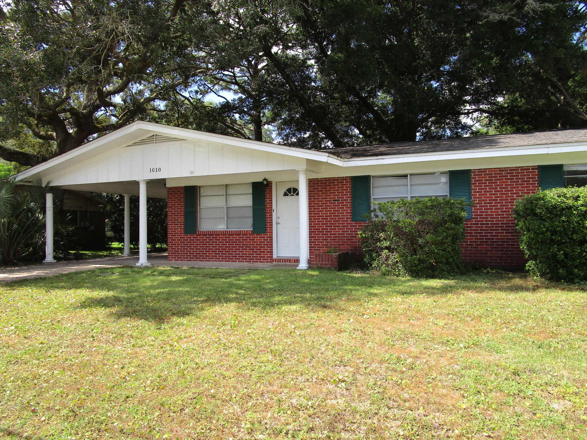 LEOTA MILLER - Residential Lease