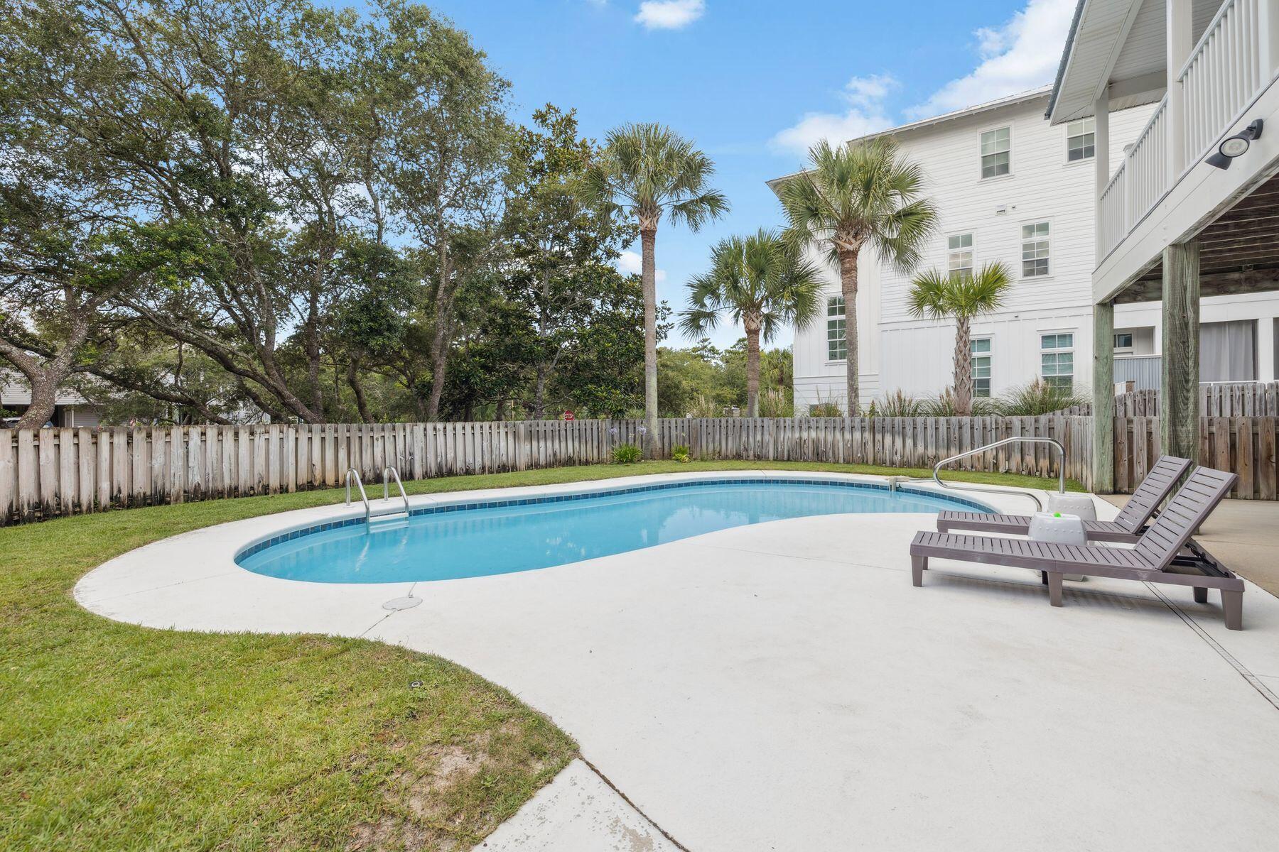 GULF TRACE - Residential