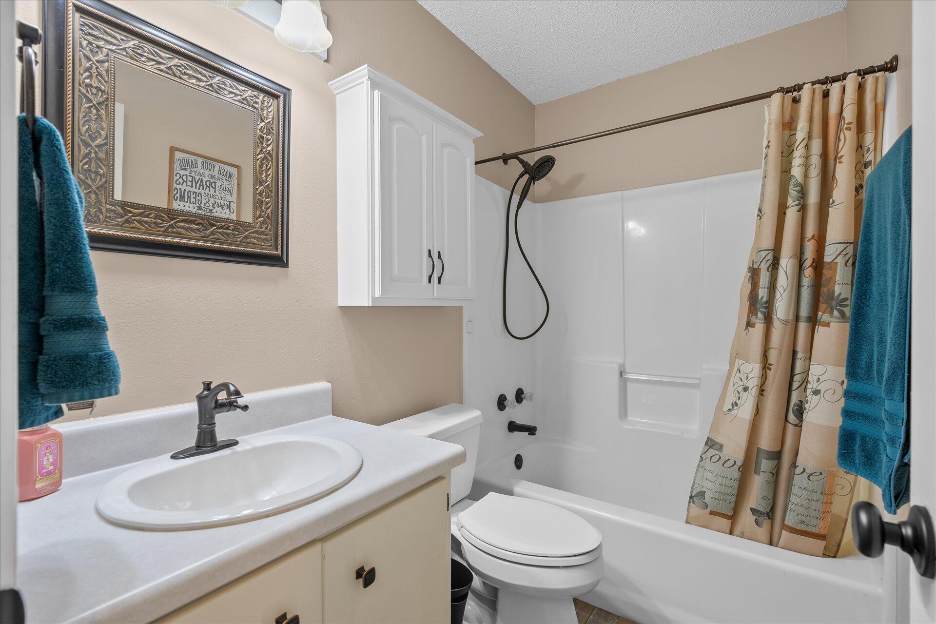 ORION LAKE - Residential