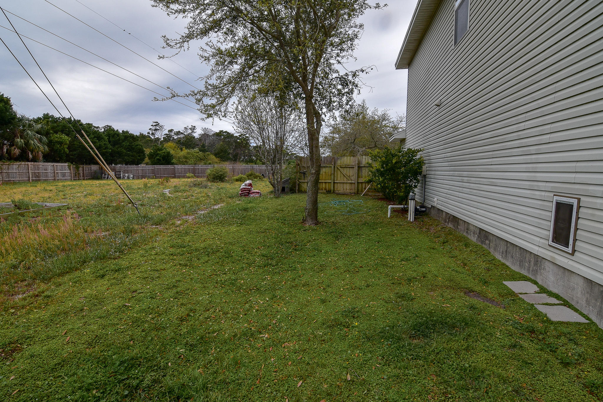 QUAIL LAKE - Residential