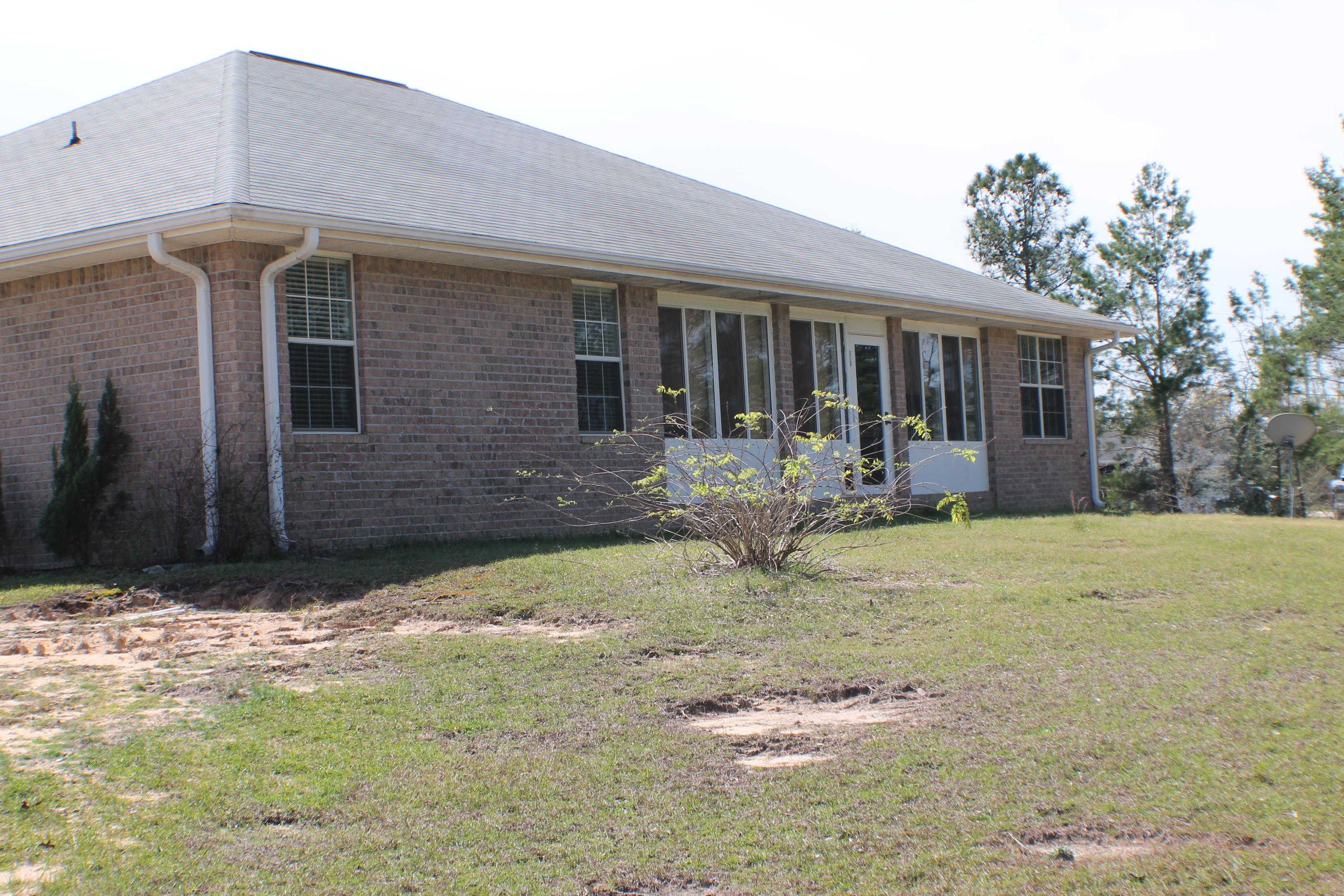 MT OLIVE ESTATES - Residential Lease