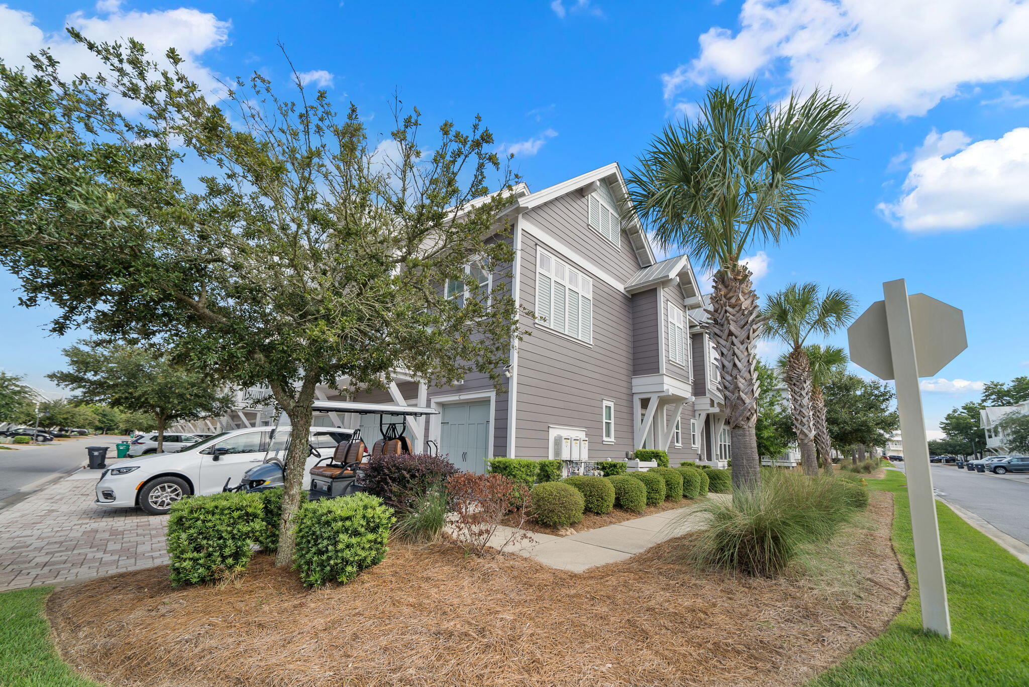PROMINENCE - Residential
