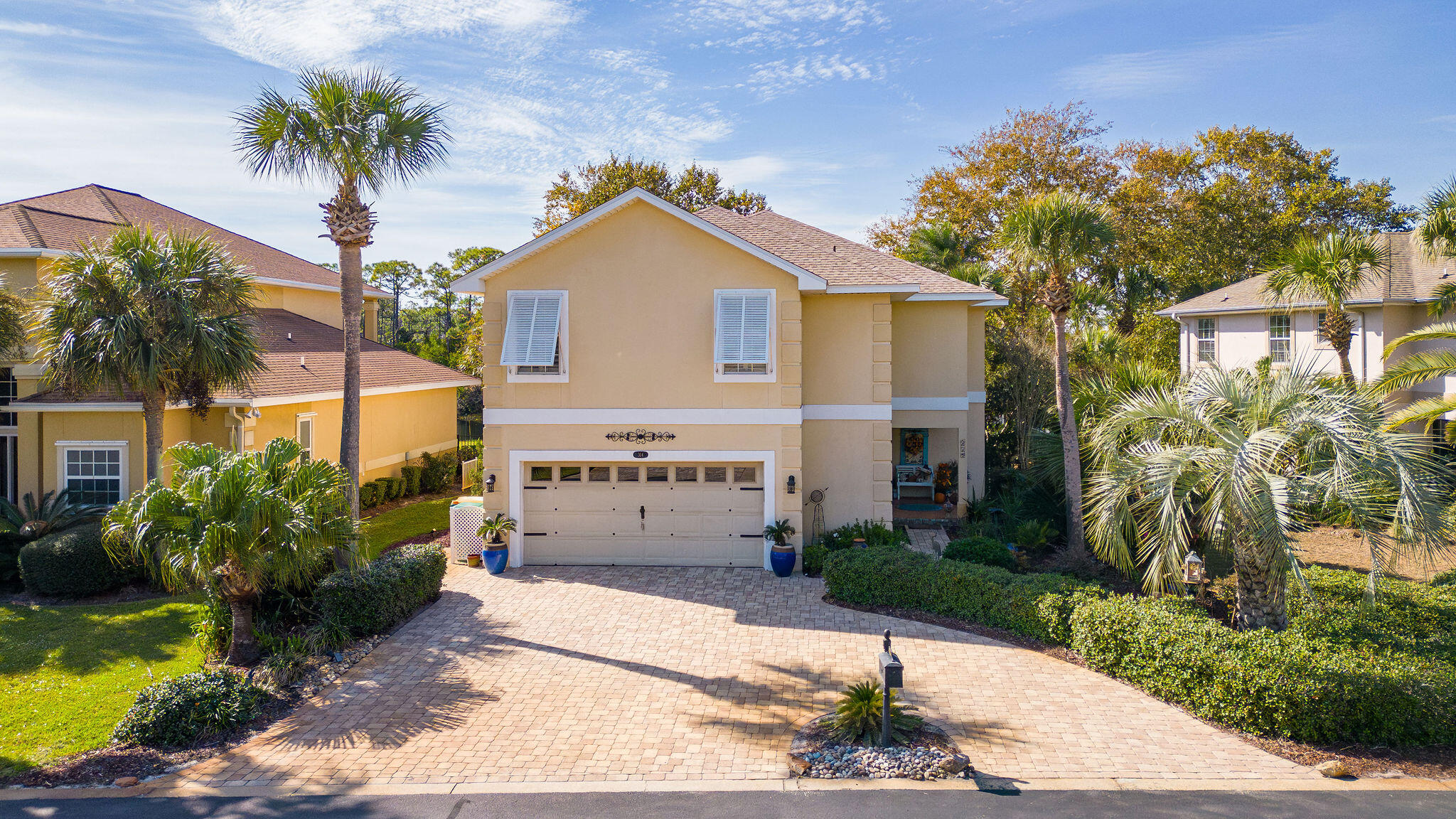 EMERALD LAKES PH 1 - Residential