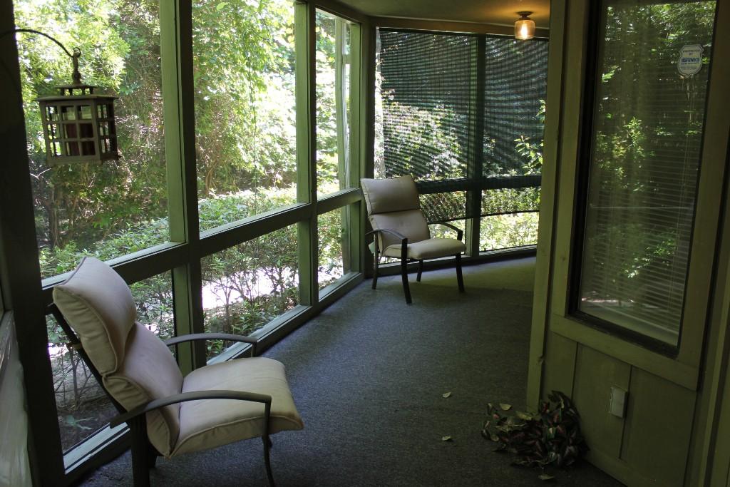 GARDEN OAKS CONDO - Residential Lease