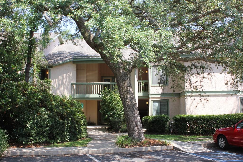 GARDEN OAKS CONDO - Residential Lease