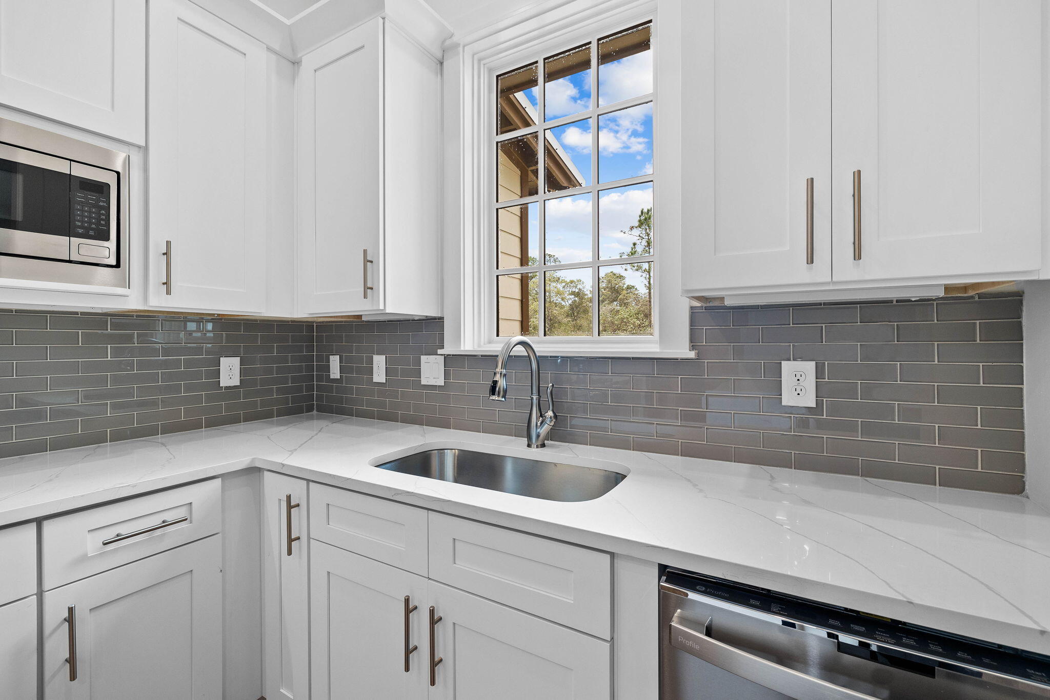 WILD HERON - Residential