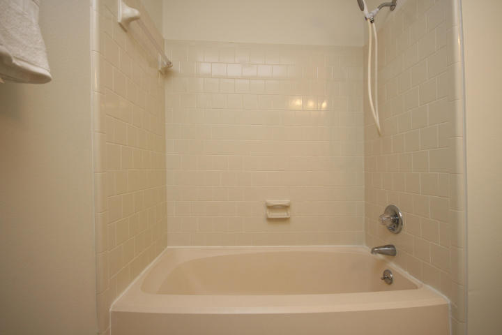 PORTOFINO T/H - Residential Lease