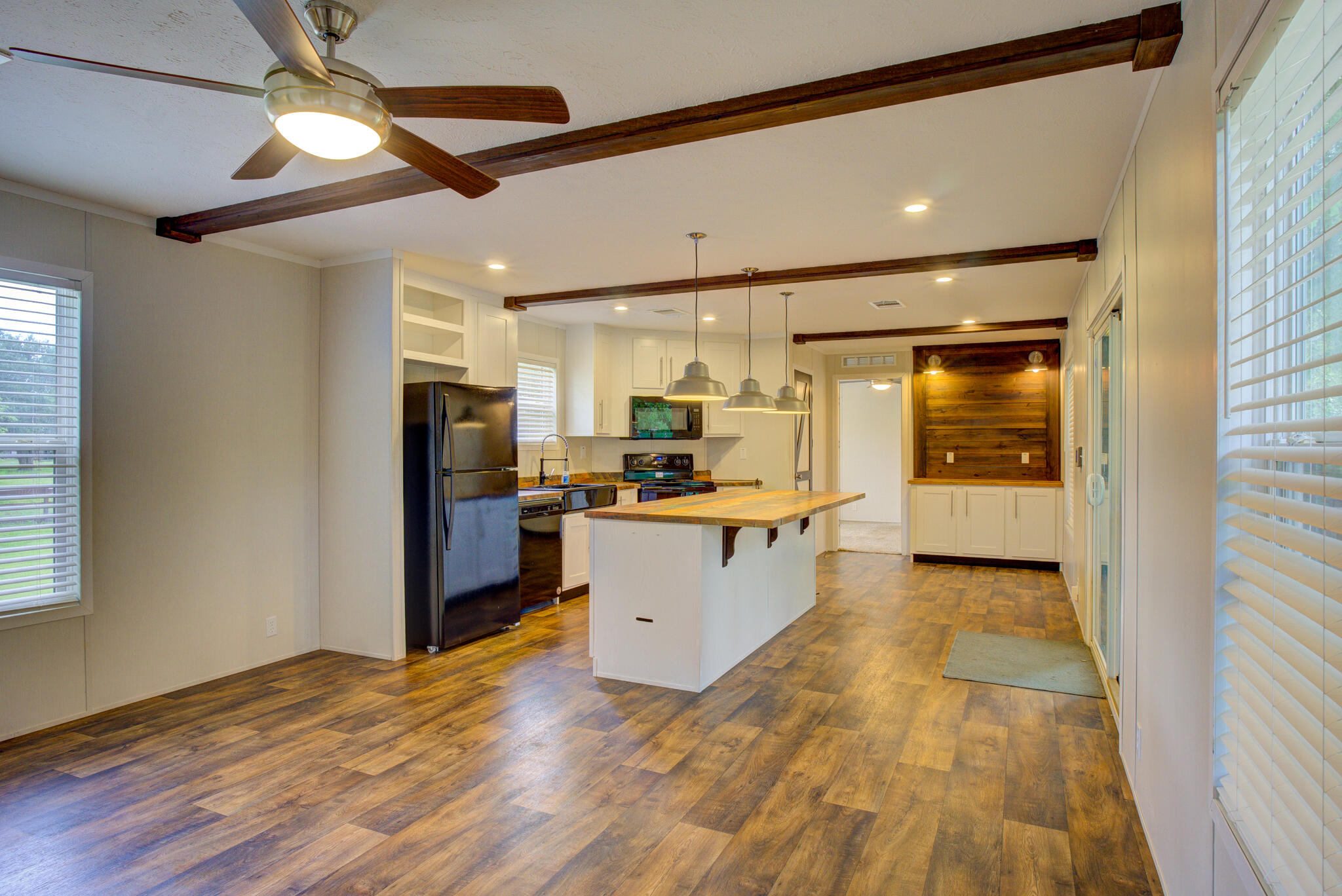 NO RECORDED SUBDIVISION - Residential