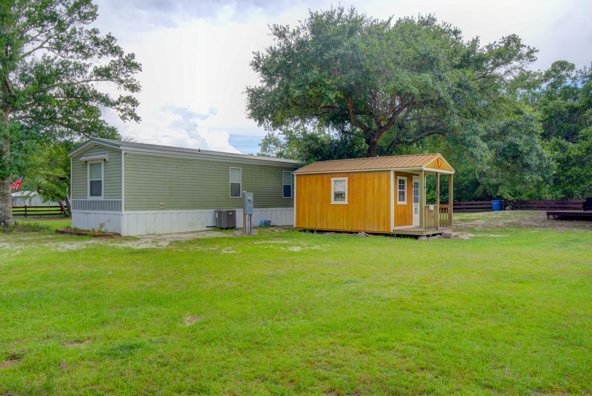 NO RECORDED SUBDIVISION - Residential