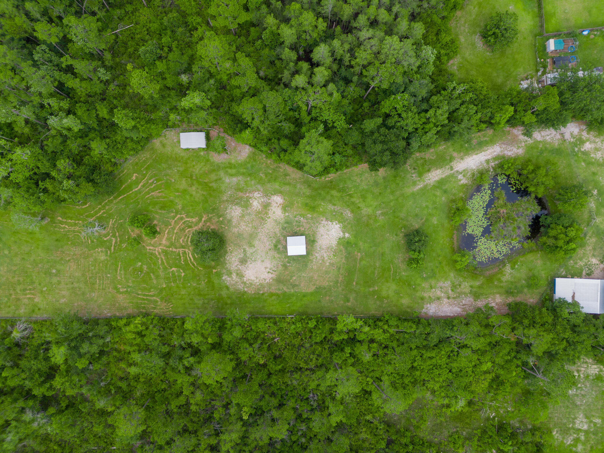NO RECORDED SUBDIVISION - Residential