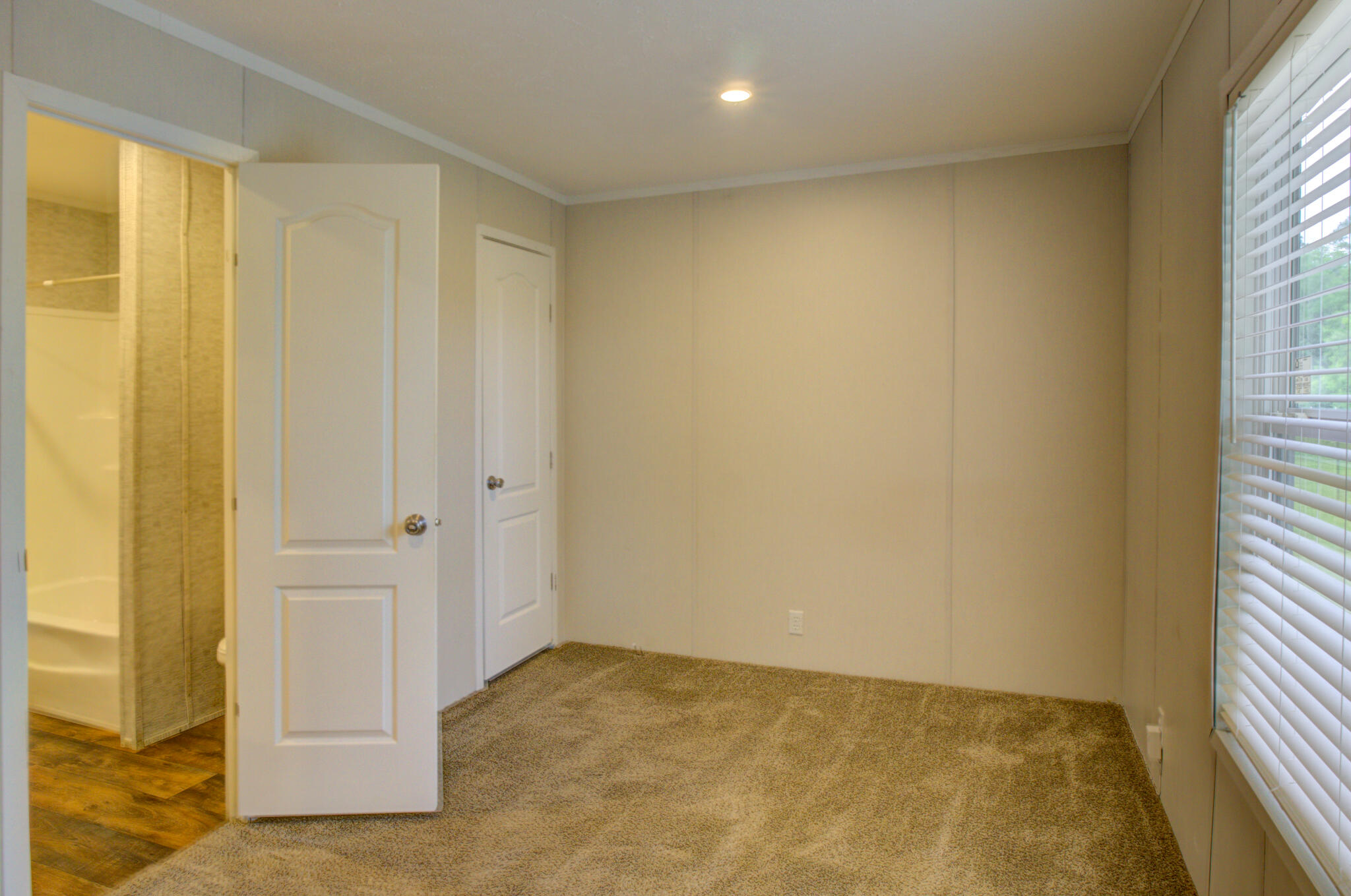 NO RECORDED SUBDIVISION - Residential