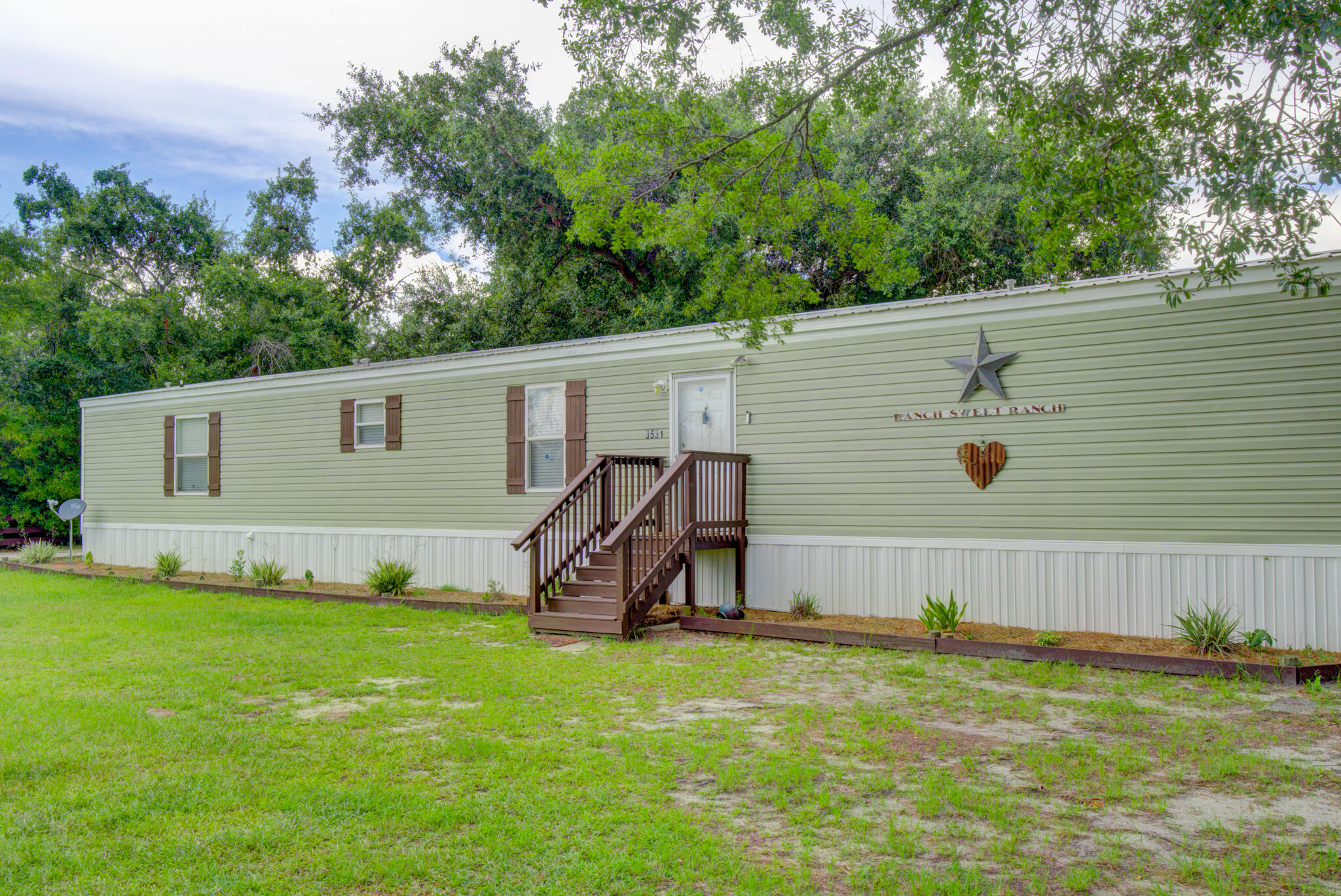 NO RECORDED SUBDIVISION - Residential