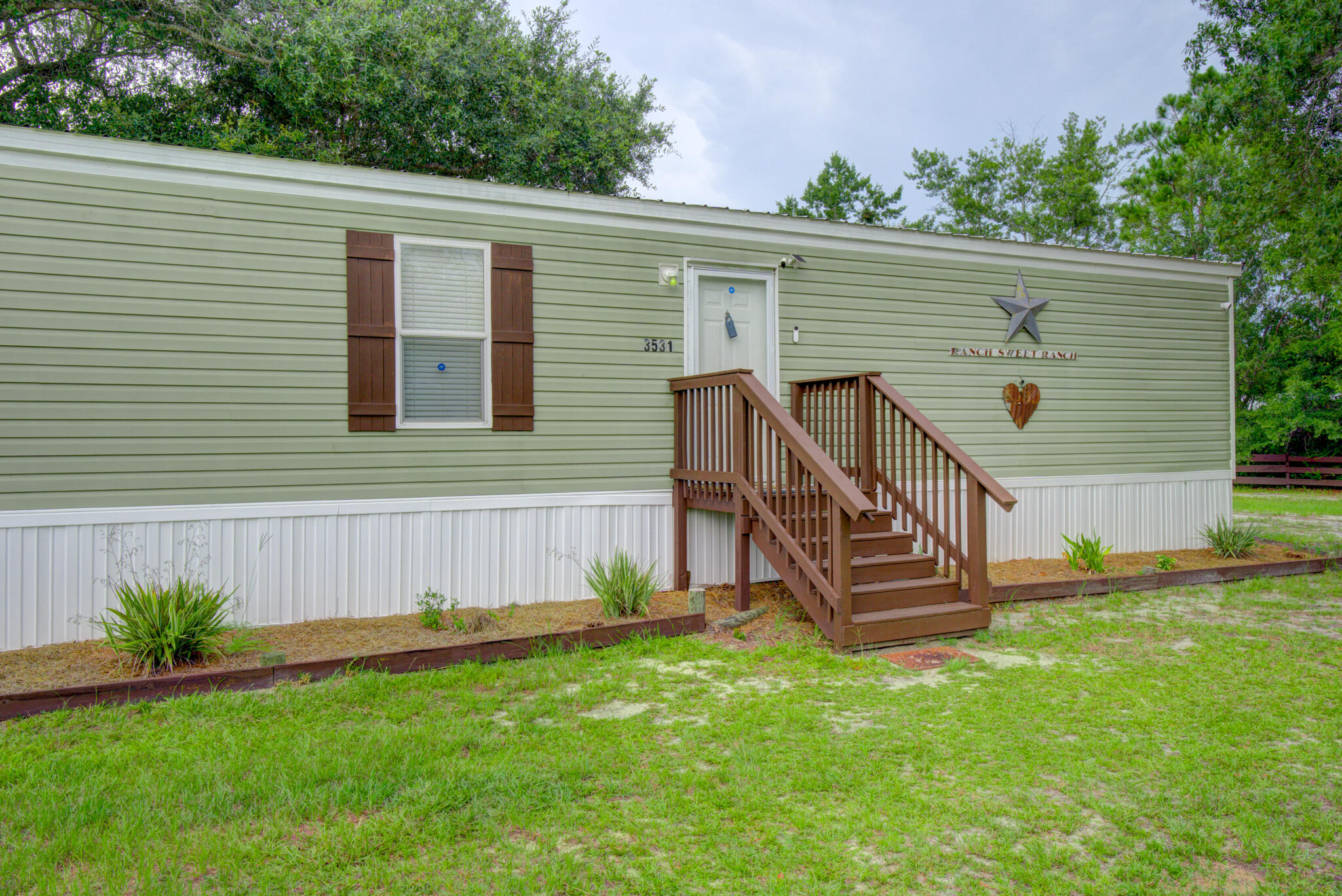 NO RECORDED SUBDIVISION - Residential