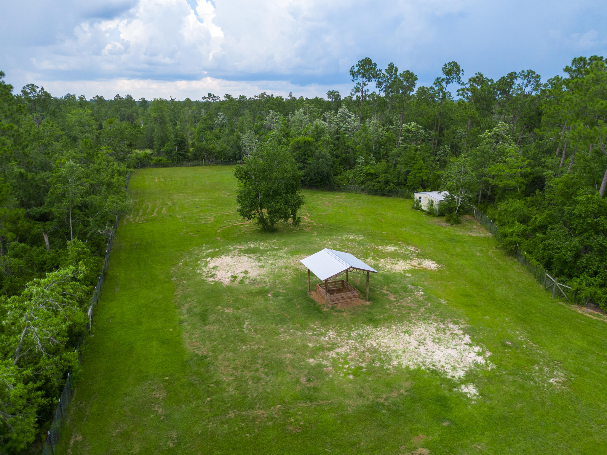 NO RECORDED SUBDIVISION - Residential