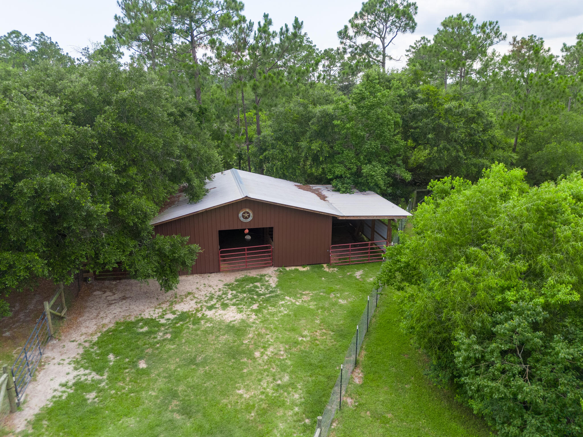 NO RECORDED SUBDIVISION - Residential
