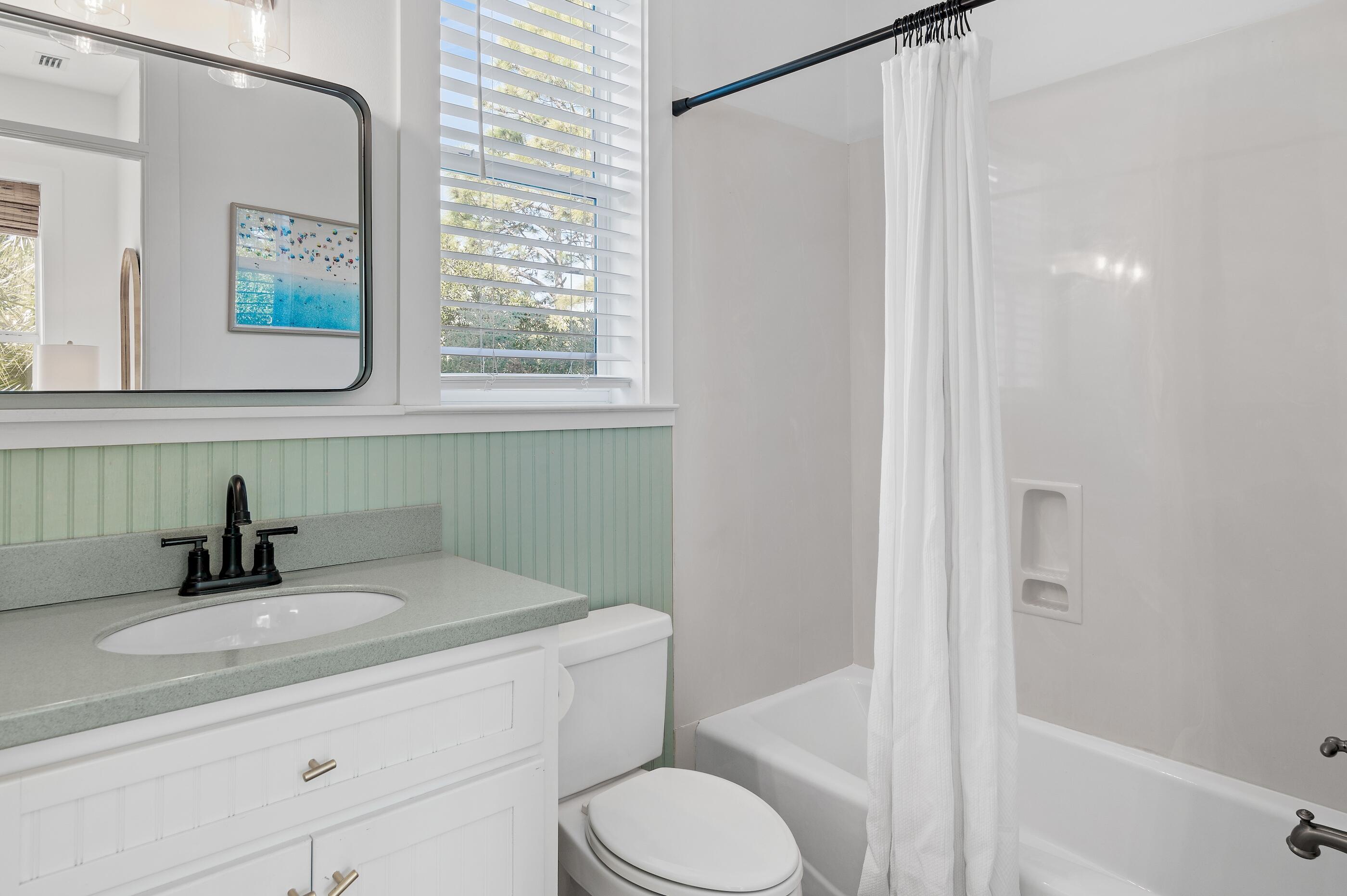 LAKEWOOD ESTATES - Residential