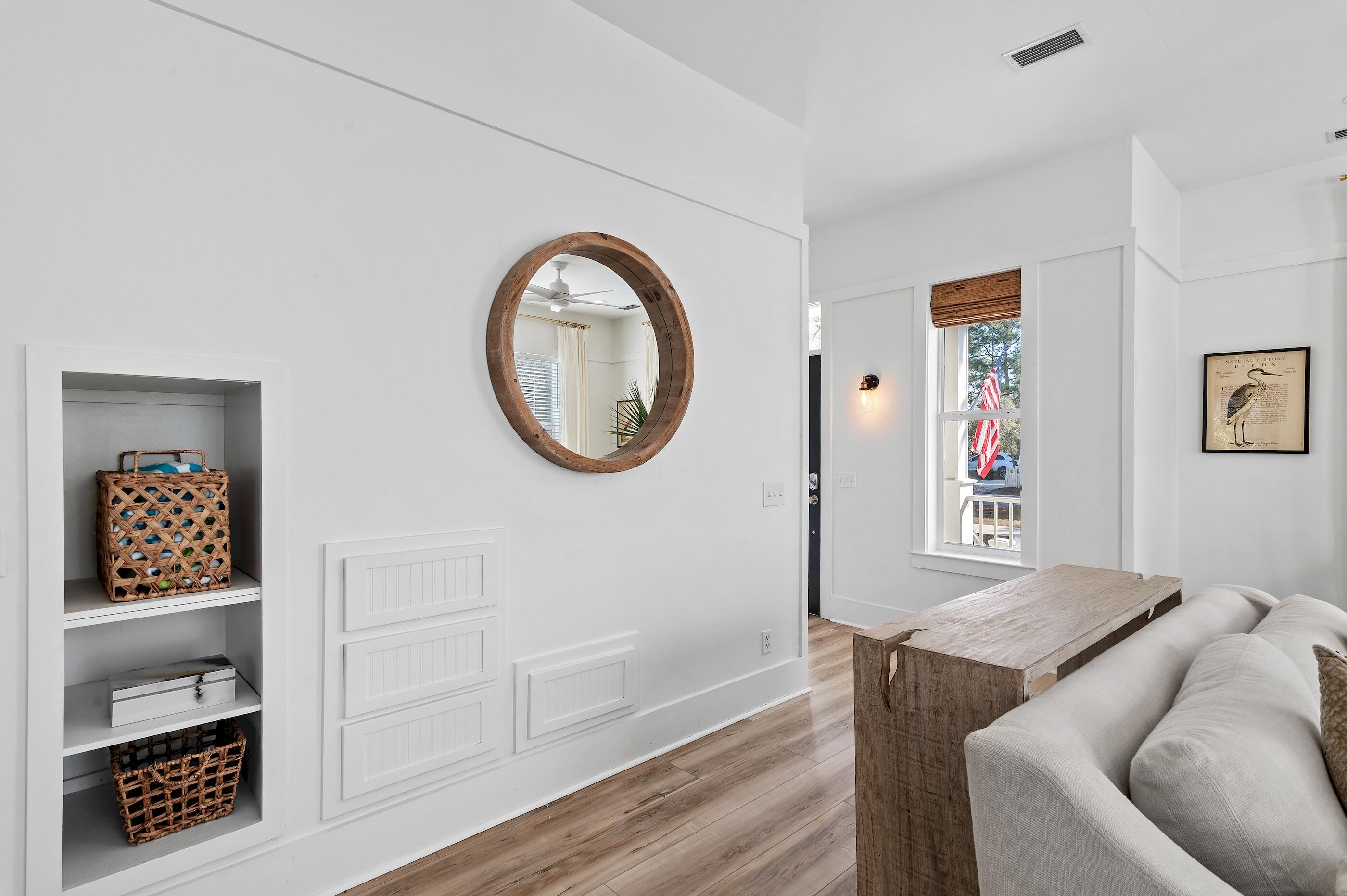 LAKEWOOD ESTATES - Residential